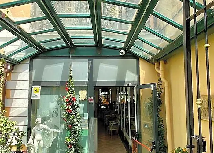 Sourire Hotel